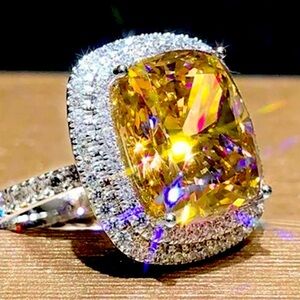 Elegant Yellow and Silver Women's Ring